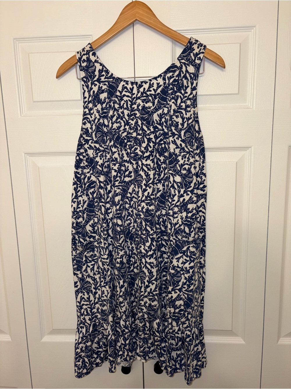 Lilly Pulitzer Navy and White Floral Midi Dress